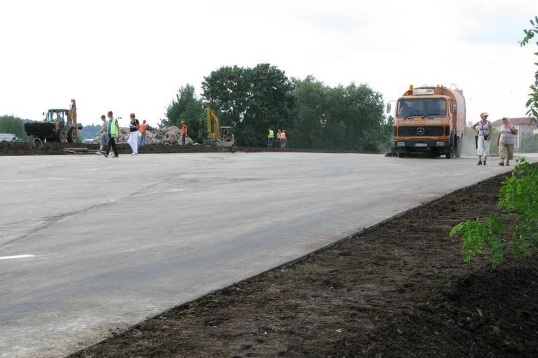 Tūkstančiai kauniečių traukė į "Žalgirio" areną