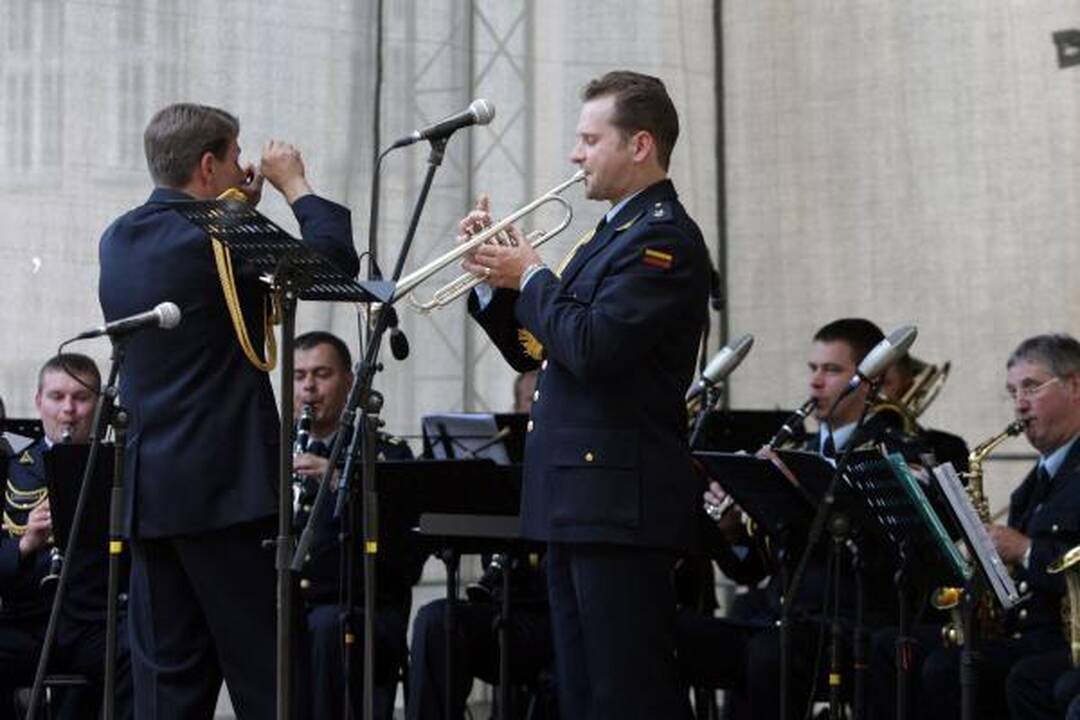 Festivalį "Operetė Kauno pilyje" atidarė vyrai
