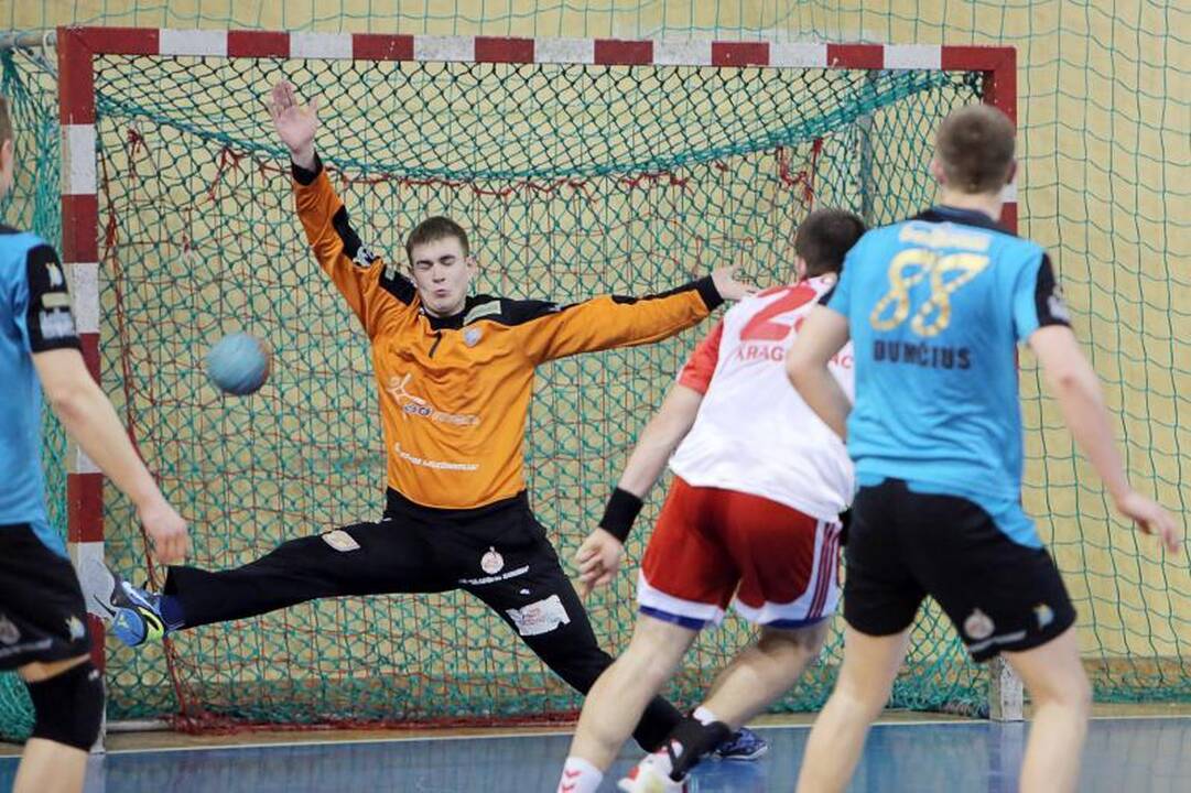 Nukraujavę „Dragūno“ rankininkai parklupdė serbus