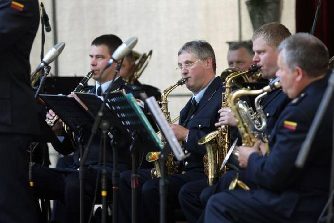Festivalį "Operetė Kauno pilyje" atidarė vyrai