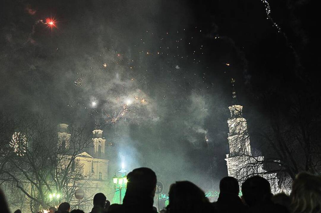 Naujųjų metų sutikimas Kaune: gaisras, avarija, muštynės