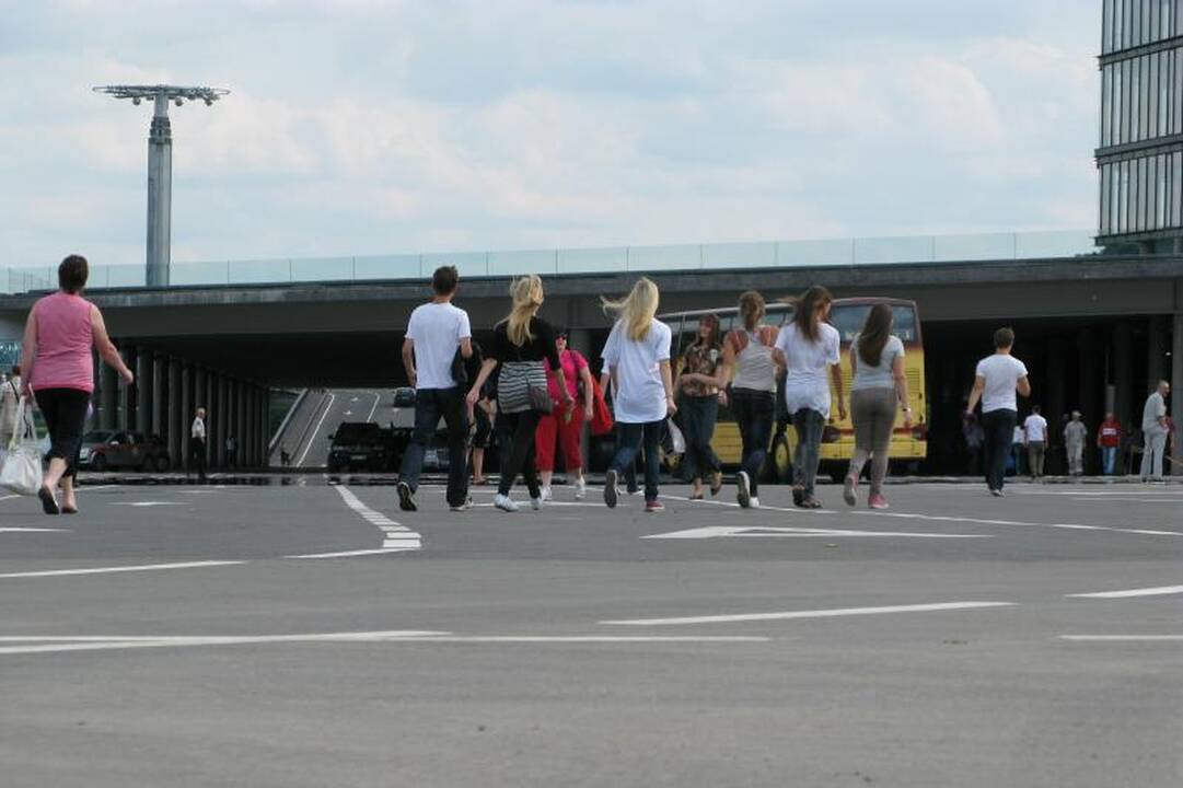 Tūkstančiai kauniečių traukė į "Žalgirio" areną