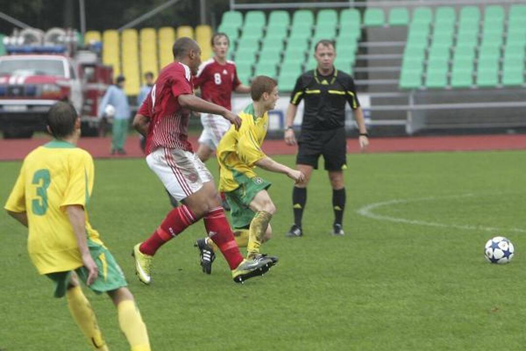 Tūkstančiai kauniečių traukė į "Žalgirio" areną