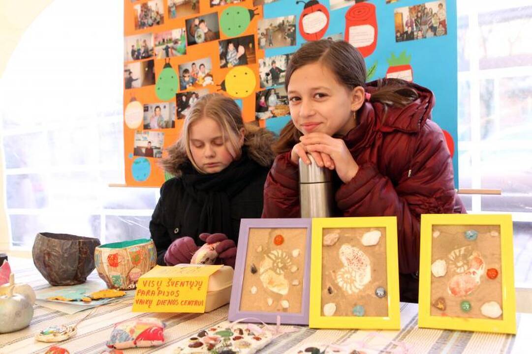 Sostinės Vokiečių gatvėje duzgė „bičių turgus“