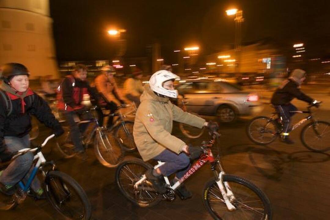 „Kritinė Masė“ išvažiavo į gatves