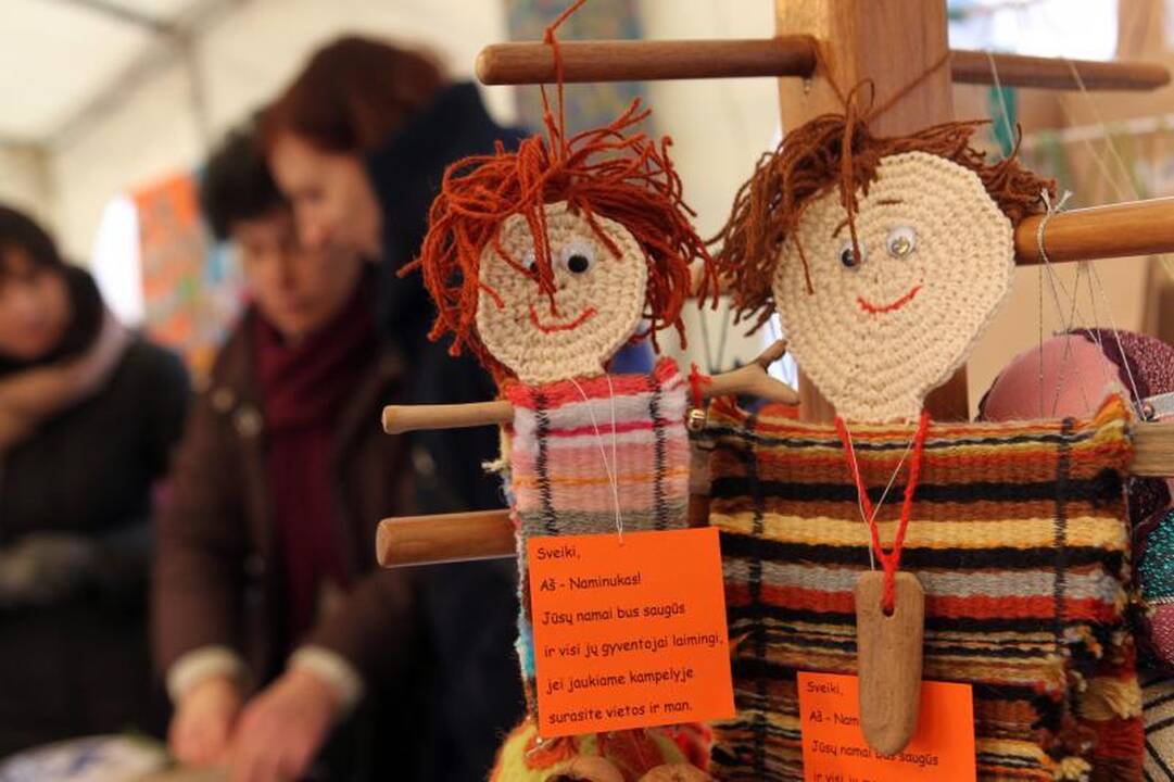 Sostinės Vokiečių gatvėje duzgė „bičių turgus“