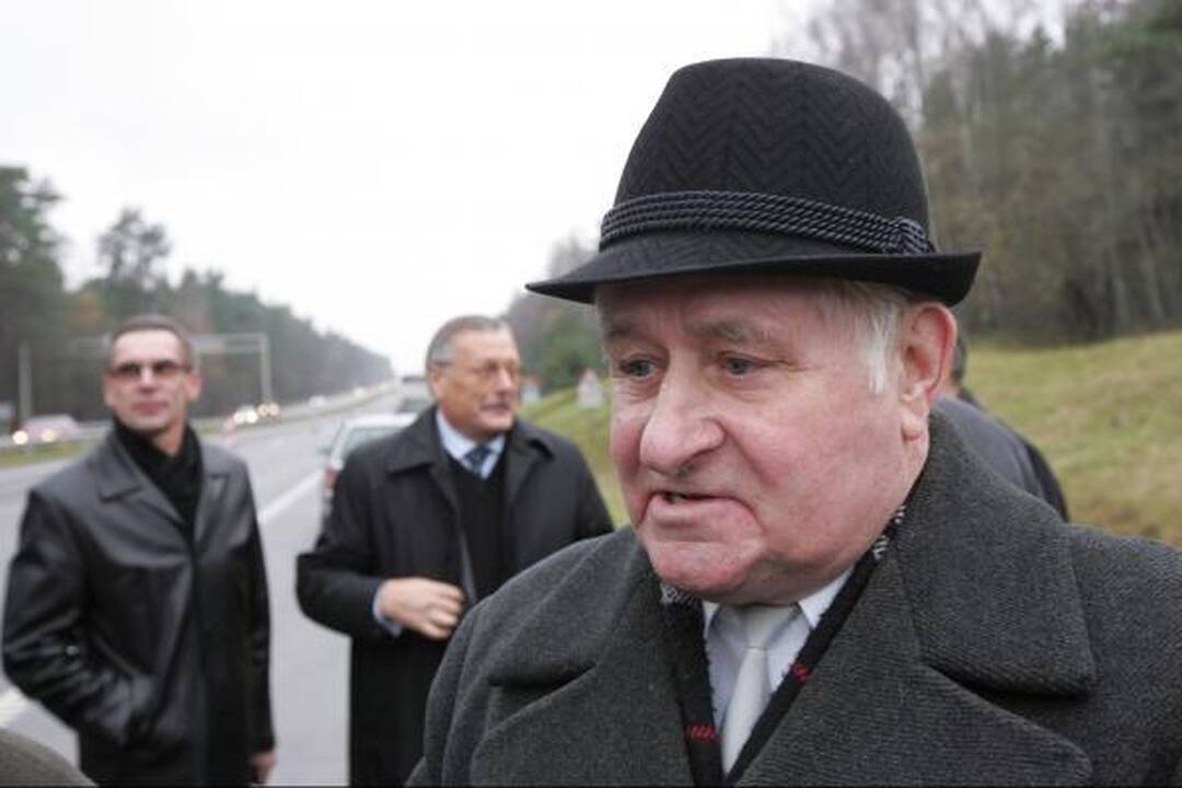 Vilnius–Kaunas: lietuviškomis dešromis grįsta magistralė