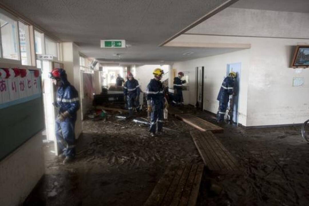 Japonijos katastrofa: žuvusiųjų skaičius priartėjo prie 18 tūkst.