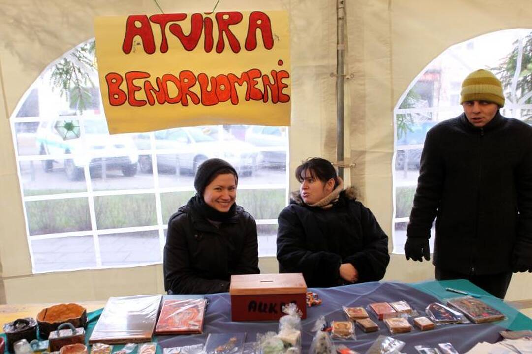 Sostinės Vokiečių gatvėje duzgė „bičių turgus“