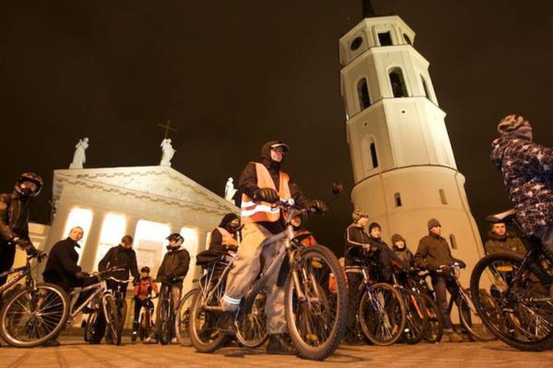 „Kritinė Masė“ išvažiavo į gatves