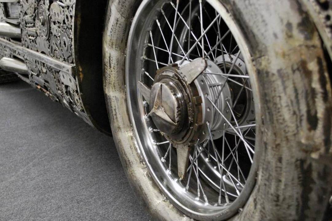 Frankurtas: iš metalo laužo „Mercedes-Benz 300 SL“