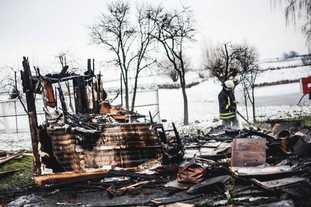 Kol šeimininkas buvo išvykęs, jo namas visiškai sudegė