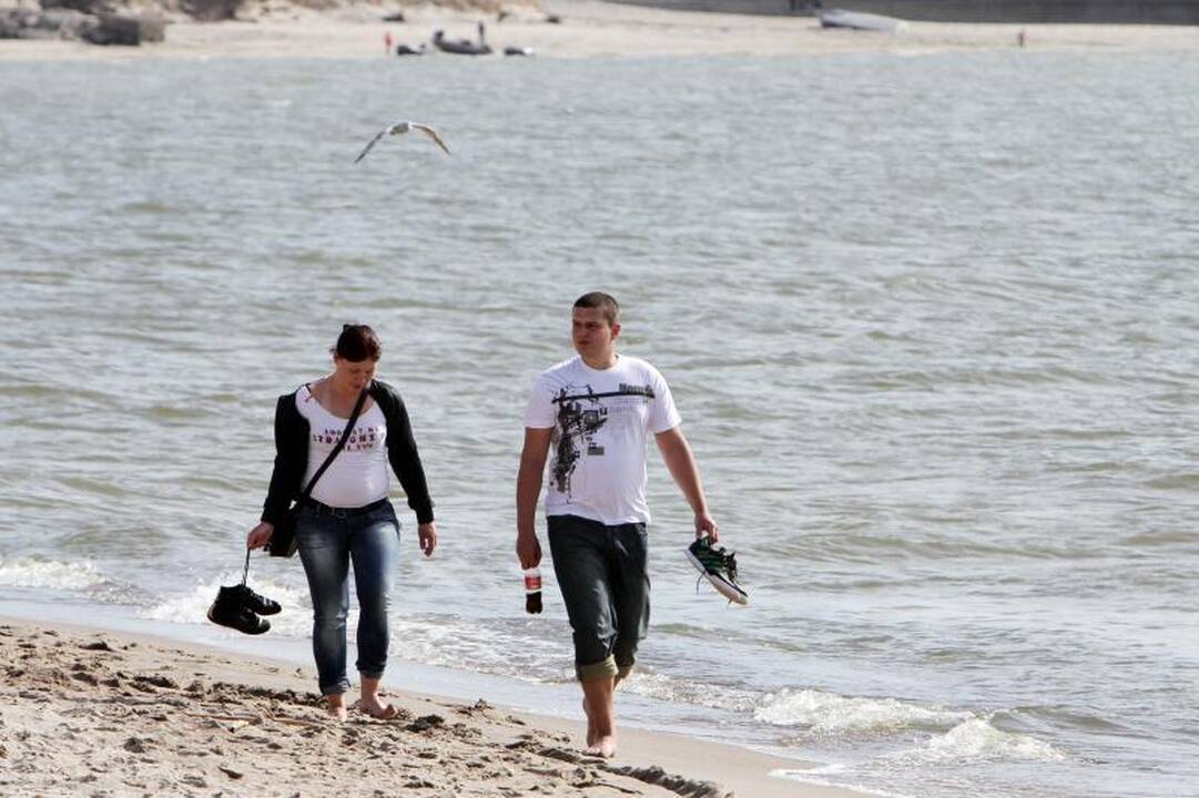 Klaipėdiečiai atidarė paplūdimių sezoną 