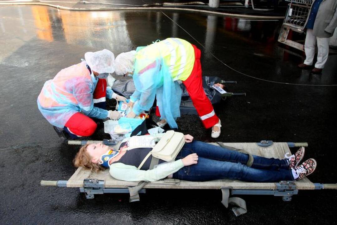 Pratybos arenoje: spec. tarnybos parodė, kad moka dirbti 