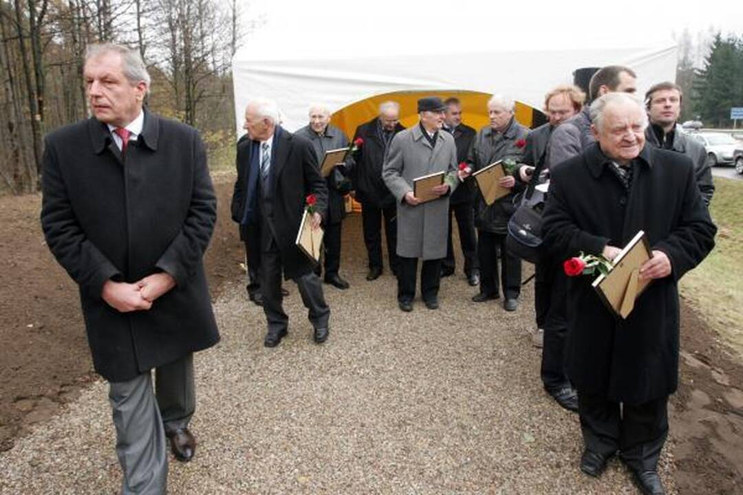 Vilnius–Kaunas: lietuviškomis dešromis grįsta magistralė