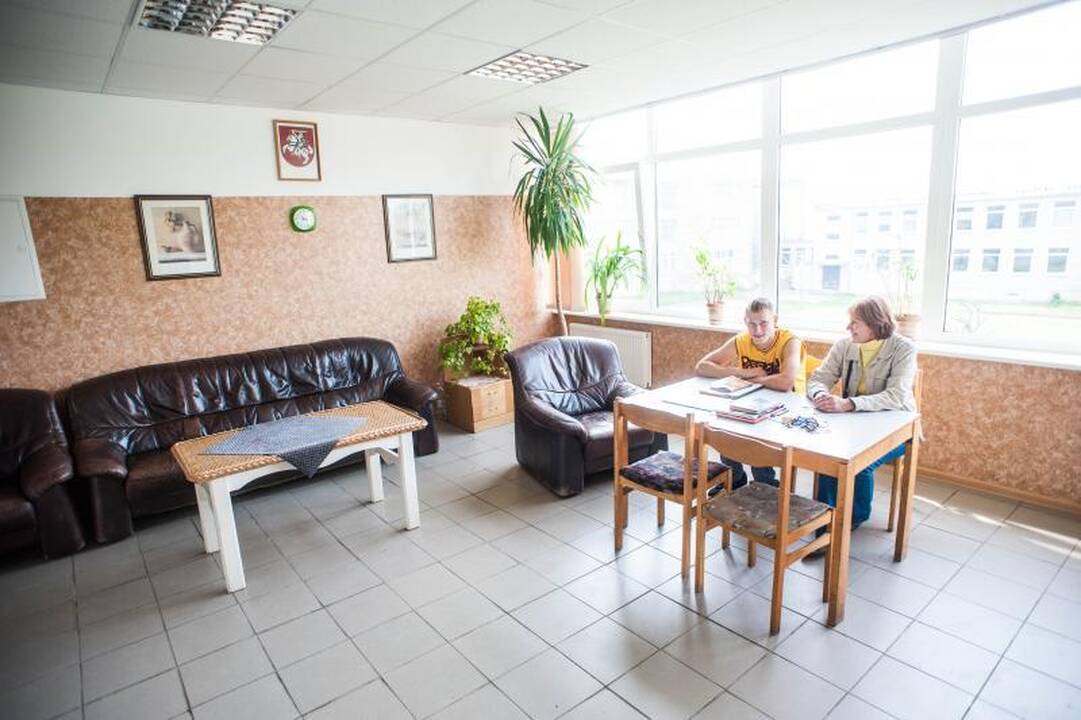 Profesinės mokyklos perpildytos ir dėl reklamos pliaže?