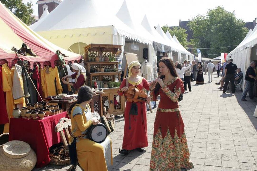 Hanzos turgus: nuo lietuviško vaško iki olandiškų klumpių