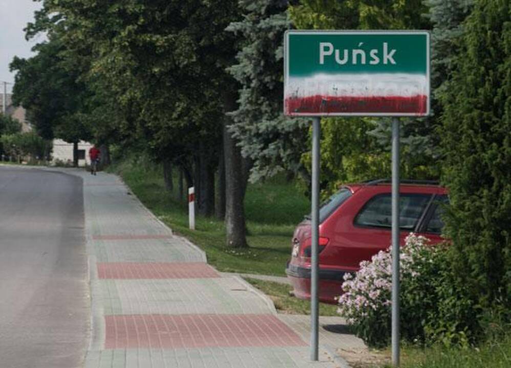 Lenkijoje išniekinti lietuviški užrašai (foto)