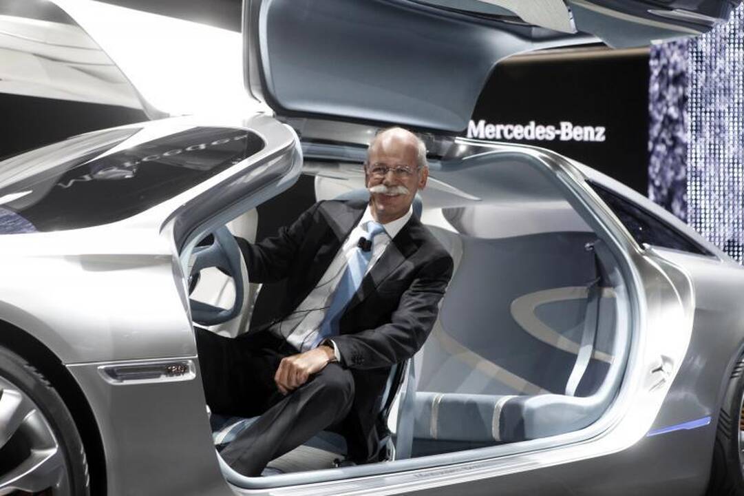 Frankfurto automobilių paroda: it iš kosmoso „Mercedes Benz F125“