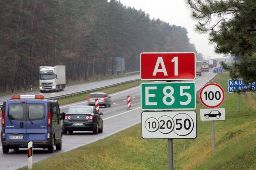 Vilnius–Kaunas: lietuviškomis dešromis grįsta magistralė