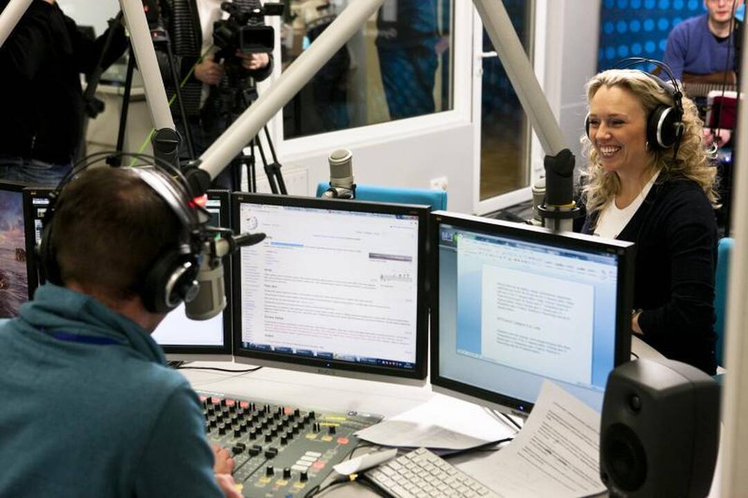 V.Tarasovienė tiesioginiame radijo eteryje pravirkdė septyniolikmetę