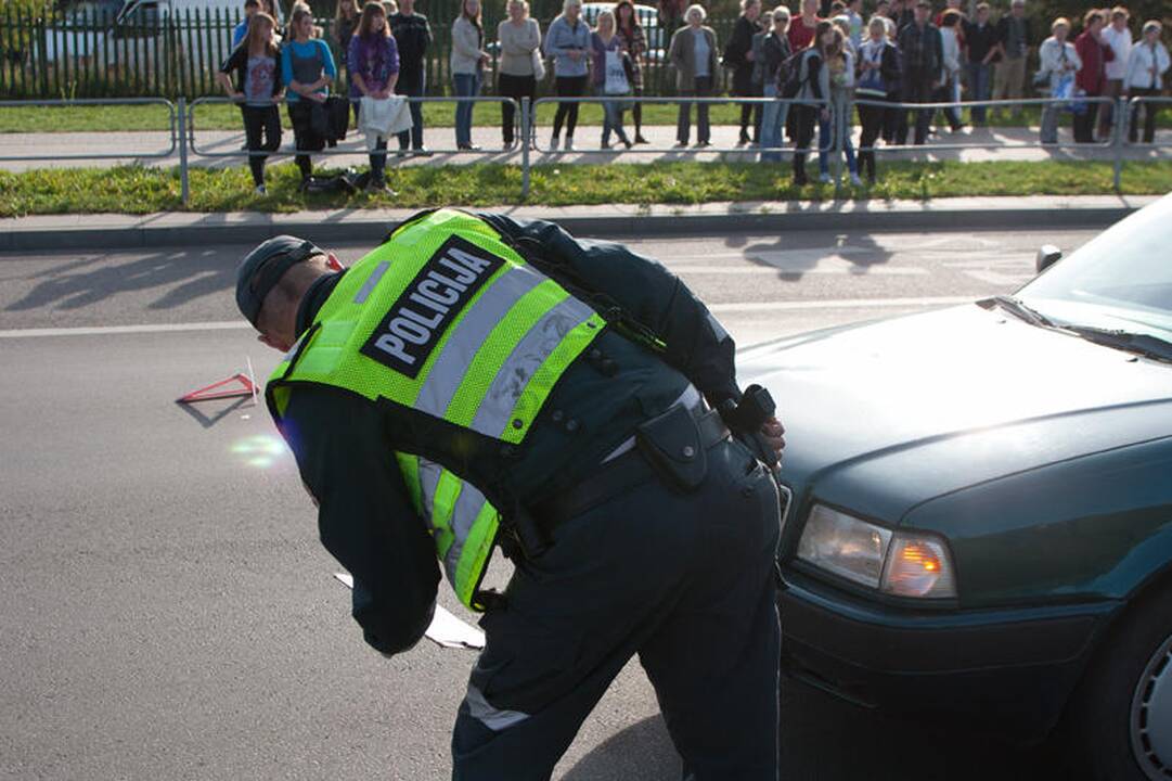 Per autoavariją Vilniuje žuvo 8-erių mergaitė (papildyta)