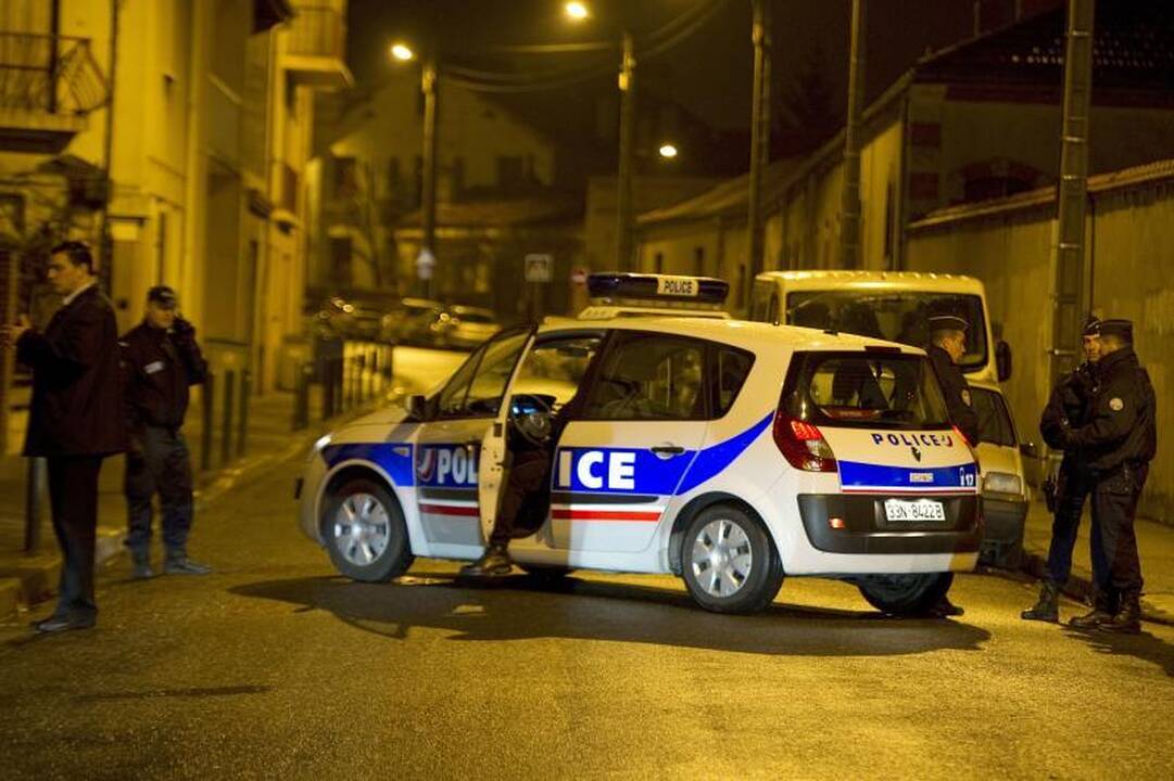 Per išpuolį žydų mokykloje sužeistas paauglys yra stabilios būklės