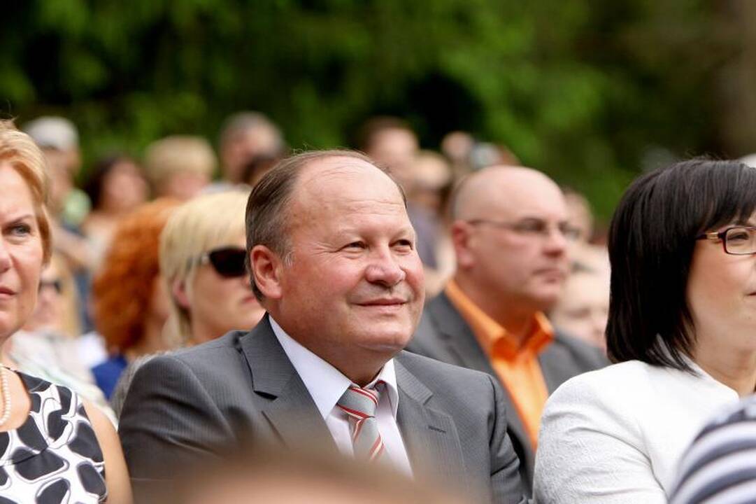 Po Kulautuvos pušimis skambėjo Maironio žodžiai