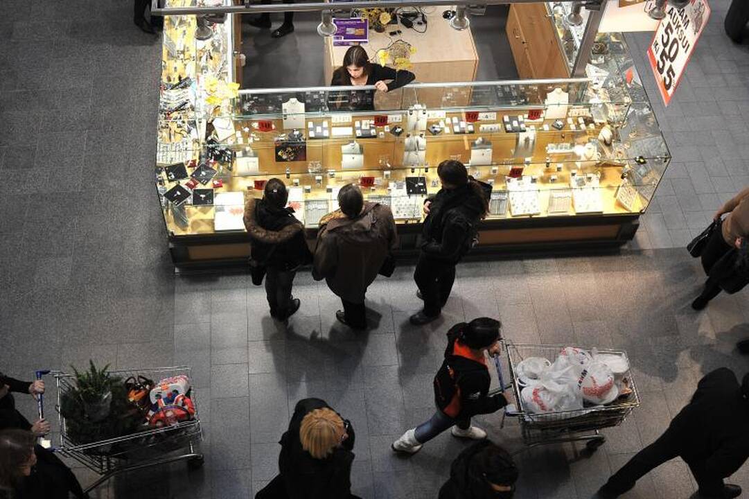 Į Kauno „Akropolį“ suplaukė minios pirkėjų