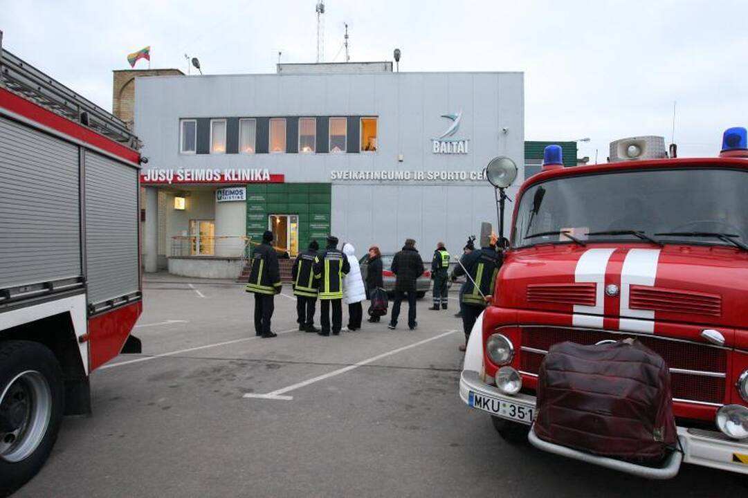 Dėl neaiškių chemikalų Kaune evakuoti žmonės nenukentėjo
