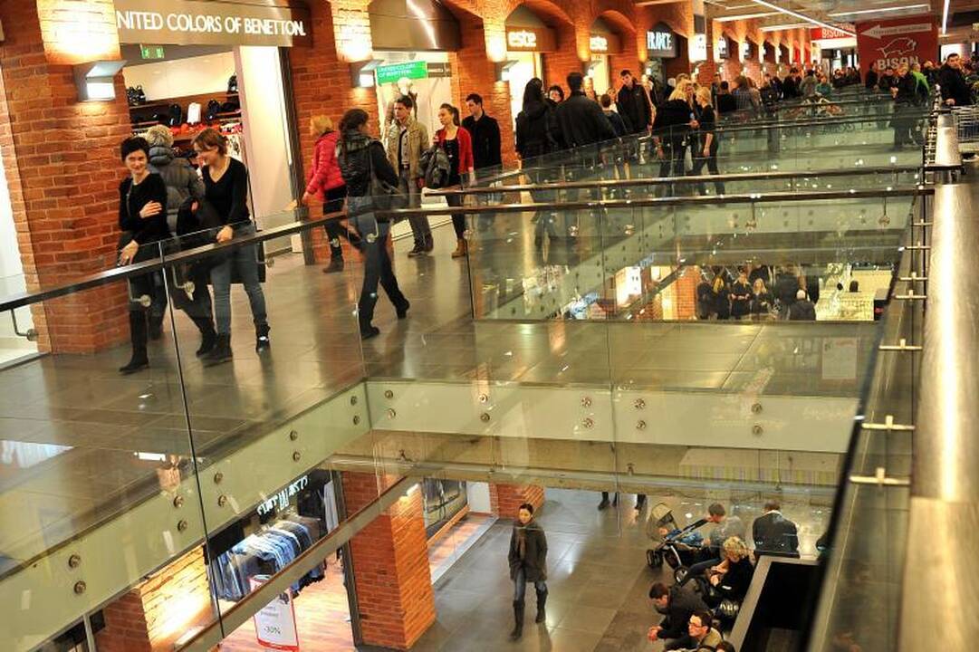 Į Kauno „Akropolį“ suplaukė minios pirkėjų