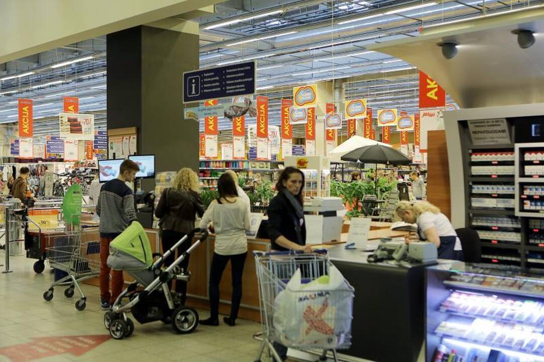 Klaipėdos „Akropolyje“ – nuolaidų medžioklė