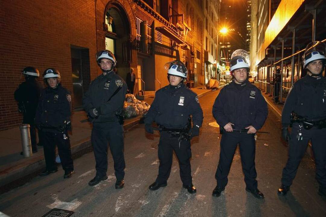 Niujorko policija išvaikė miesto aikštę užėmusius protestuotojus