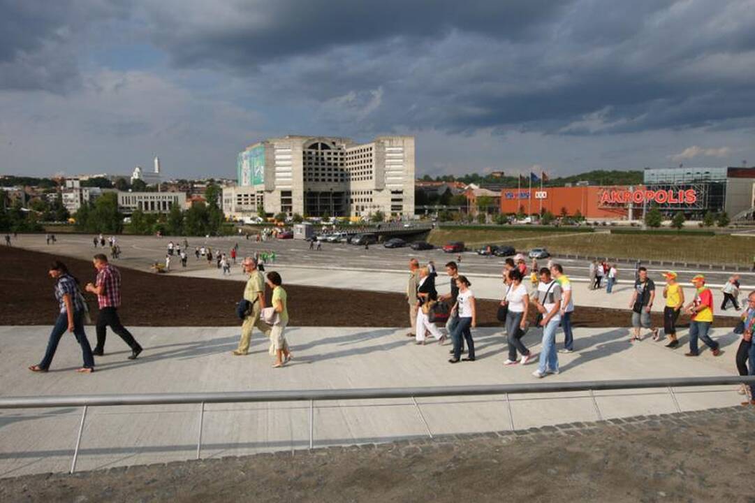 Tūkstančiai kauniečių traukė į "Žalgirio" areną