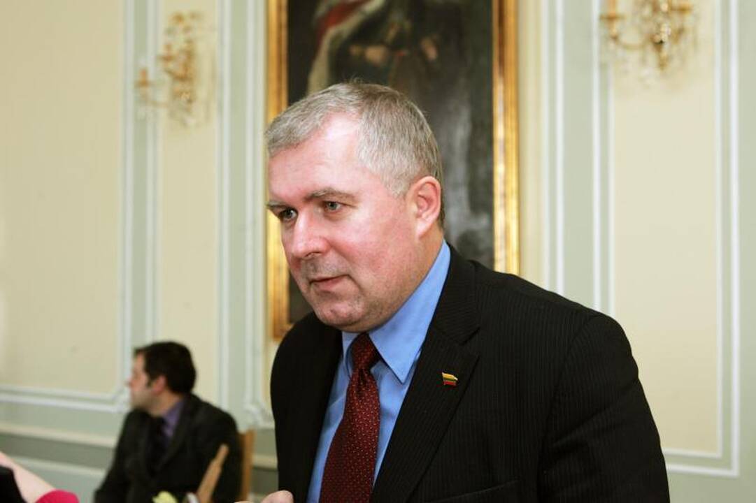 Seimo komitetas nurodė parengti pataisas dėl poligrafo naudojimo