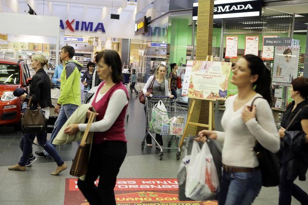 Klaipėdos „Akropolyje“ – nuolaidų medžioklė