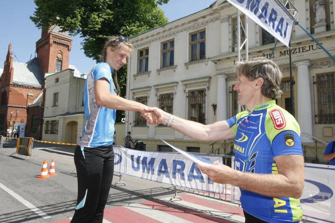 Dviračių mėgėjai šventė vasaros sezono pradžią