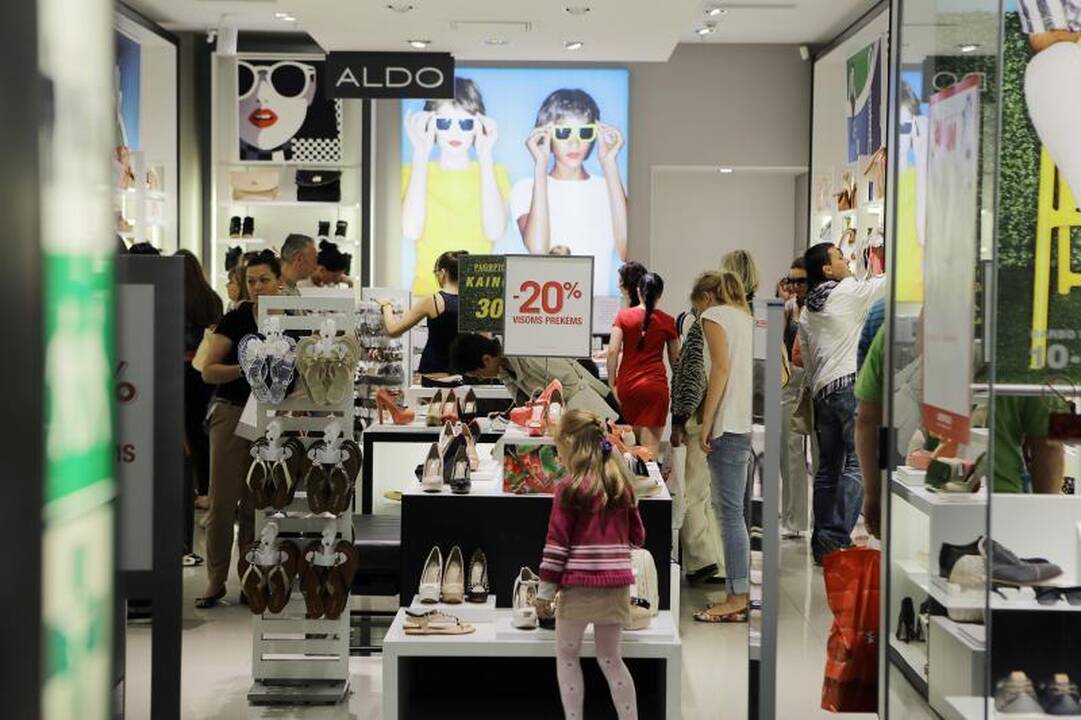 Klaipėdos „Akropolyje“ – nuolaidų medžioklė