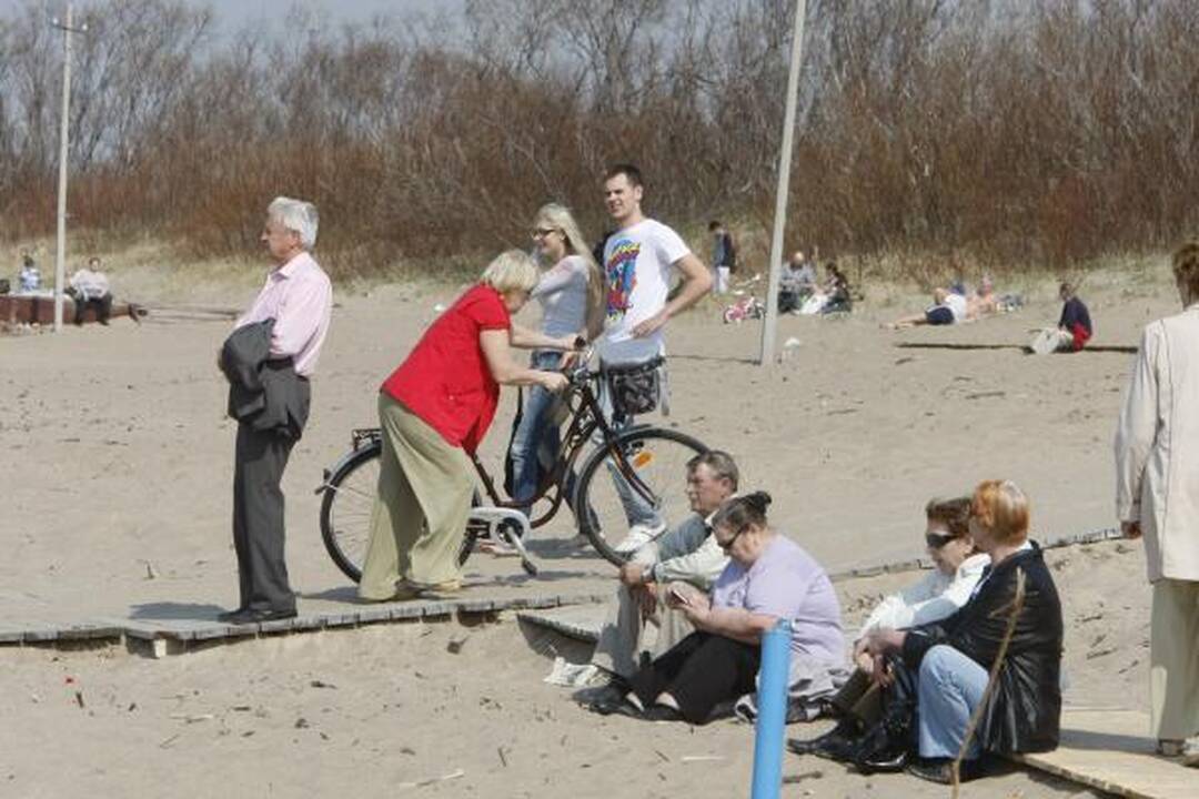 Klaipėdiečiai atidarė paplūdimių sezoną