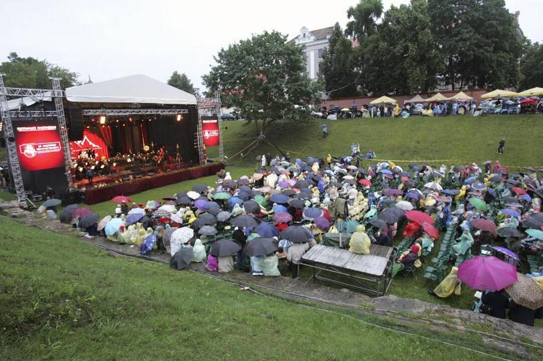 Prie Kauno pilies – jubiliejinė „Operetė Kauno pilyje“
