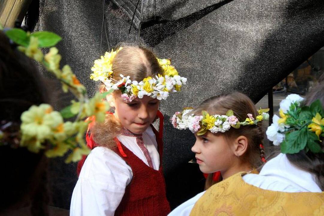 Festivalis „Atataria lamzdžiai“ gaivina vestuvių tradicijas