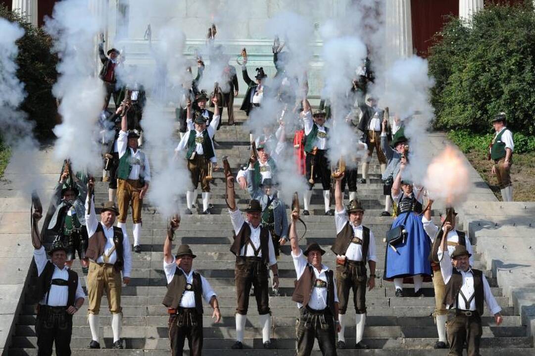 Festivalyje „Oktoberfest“ šiemet išgerta 7,5 mln. litrų alaus