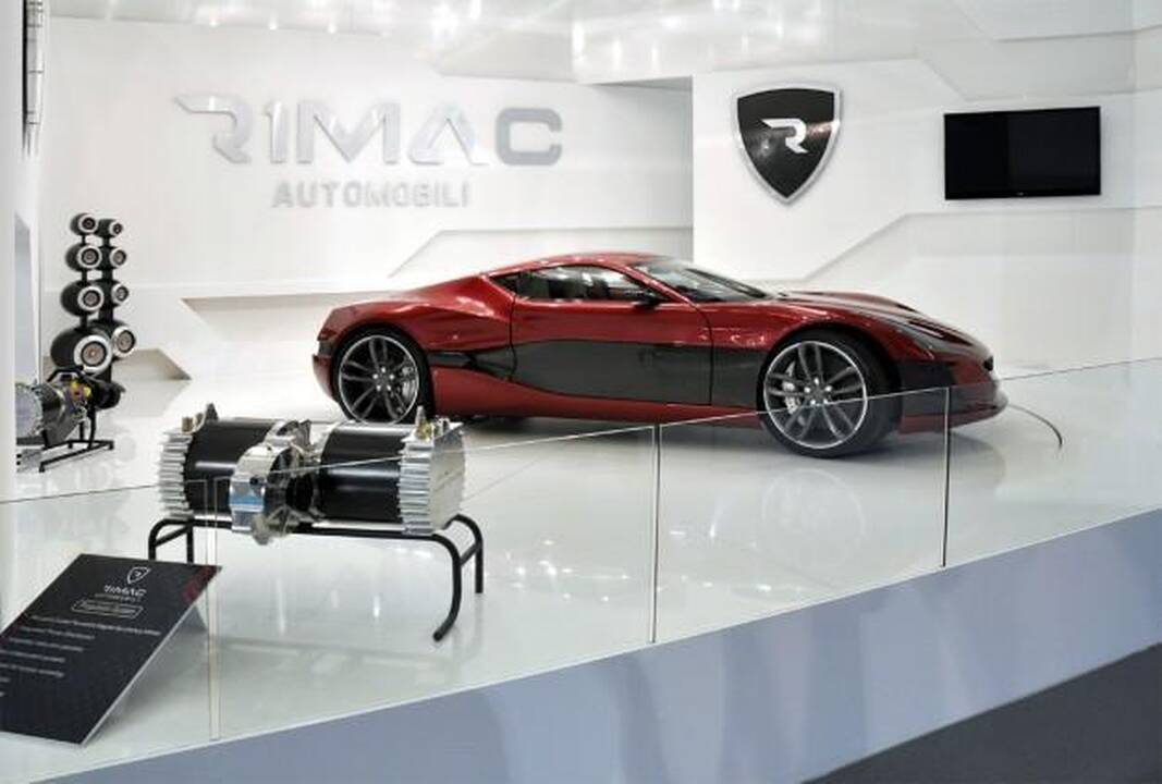 Frankfurtas: kroatai parodė savo superautomobilį-perlą