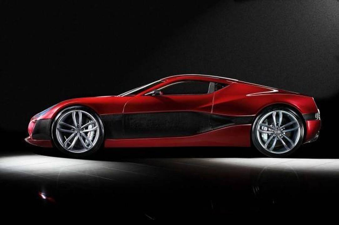 Frankfurtas: kroatai parodė savo superautomobilį-perlą