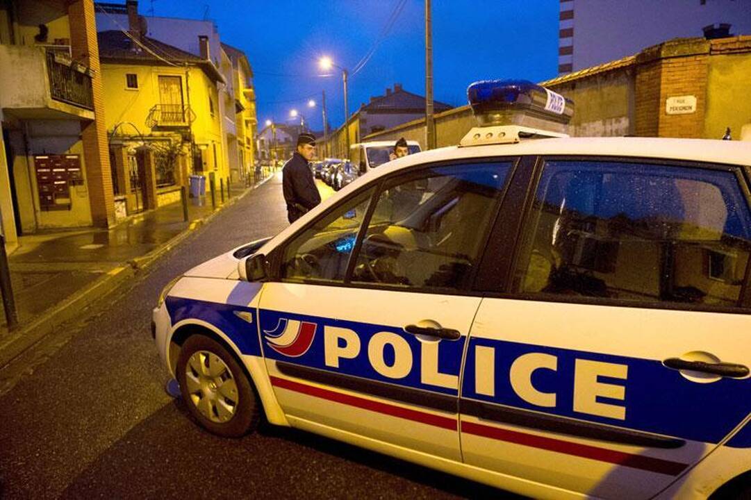 Per išpuolį žydų mokykloje sužeistas paauglys yra stabilios būklės