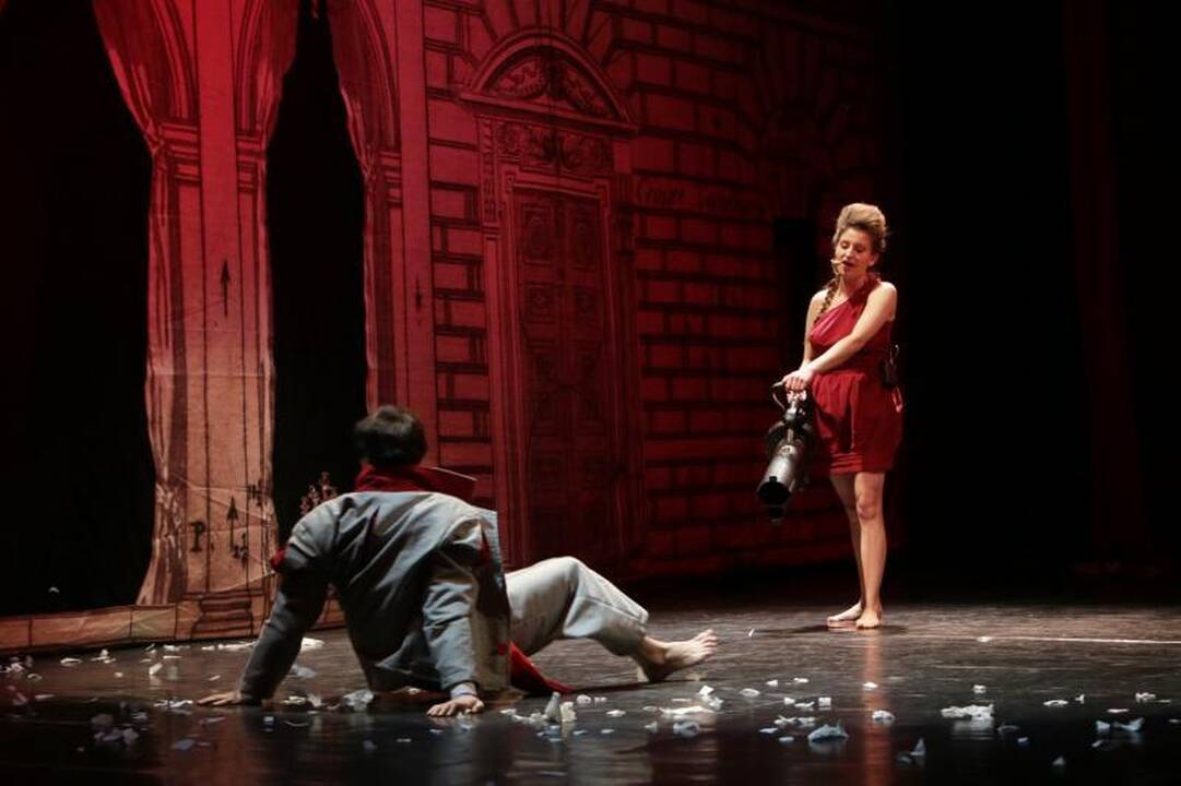 Klaipėdos teatrai žiūrovus vaišino kultūriniu Užgavėnių šiupiniu