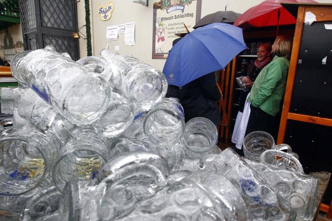 Festivalyje „Oktoberfest“ šiemet išgerta 7,5 mln. litrų alaus