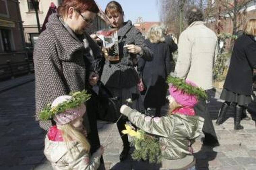 Miestiečiai užplūdo bažnyčias