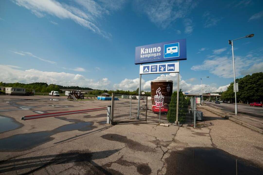 Kempingai dėl klientų           nesigrumia