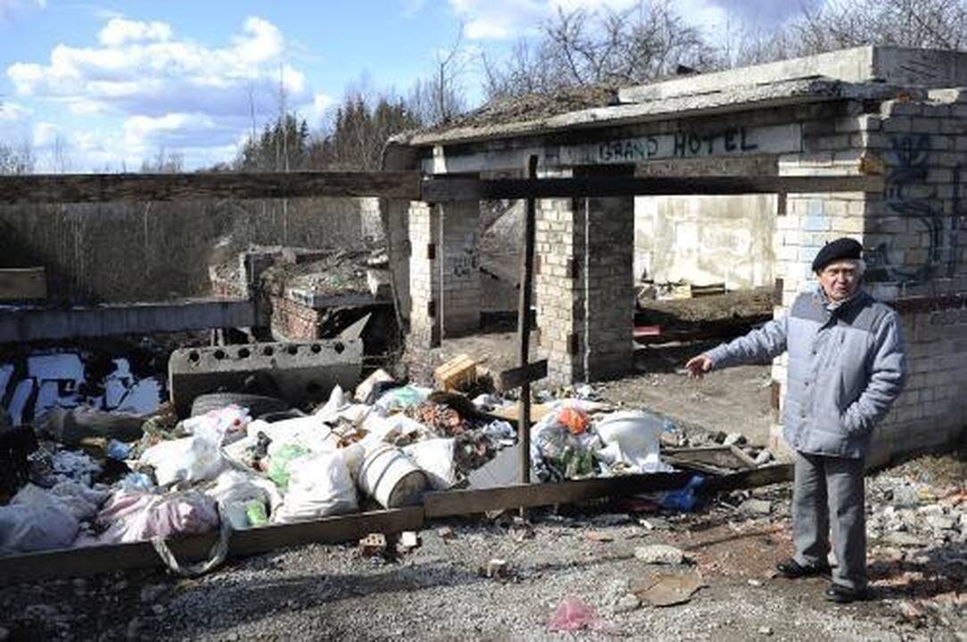 Valdžia   savo   griuvėsiais    nesirūpina